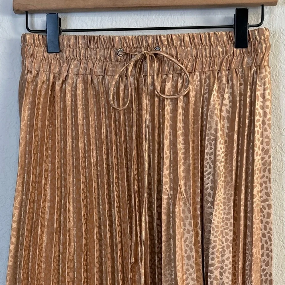 Jodifl Gold Pull On Stretch Waist Cheetah Animal Print Pleated Long Skirt Small